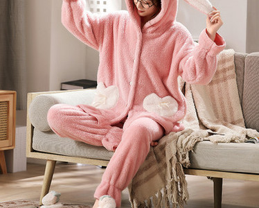 Нов модел дамска пижама от две части -няколко цвята