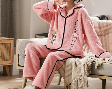 Нов модел дамска пижама от две части -няколко цвята