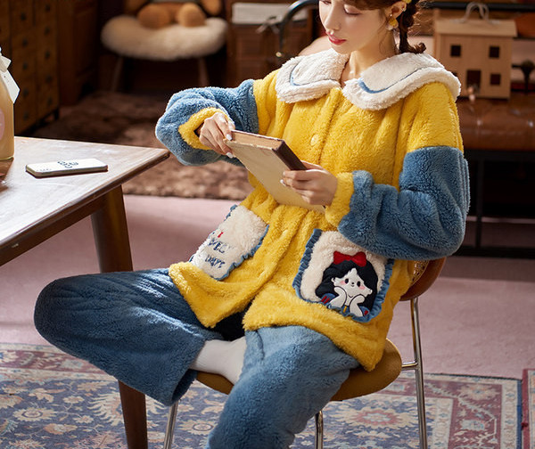 Нов модел дамска пижама от две части -няколко цвята