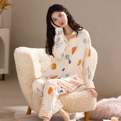 Ženska dvodijelna pamučna pidžama s gumbima