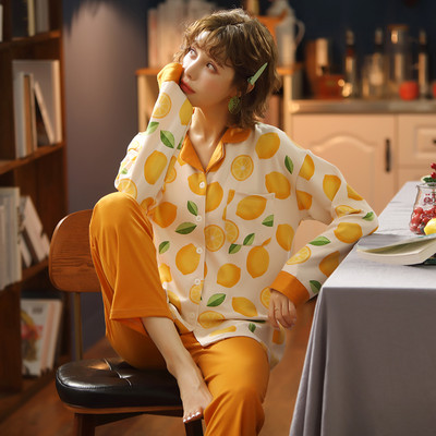 Ženska dvodijelna pamučna pidžama s gumbima