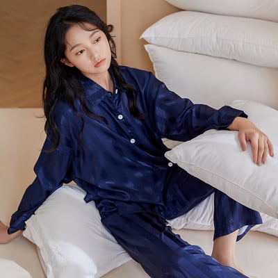 Ženska pidžama na gumbe - dvodijelna