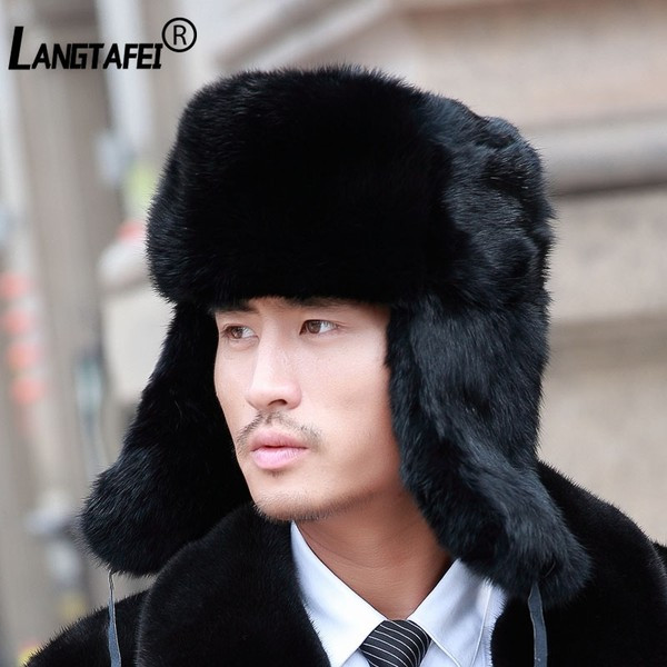 Stilinga vyriška pūkinė kepurė su kaklaraiščiais ir ausinėmis