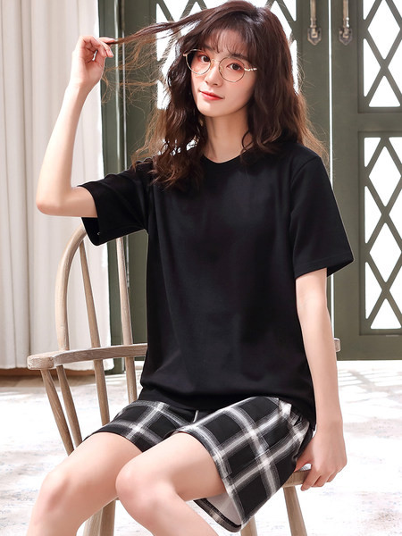 Ženska kratka pidžama iz dva dijela, više modela