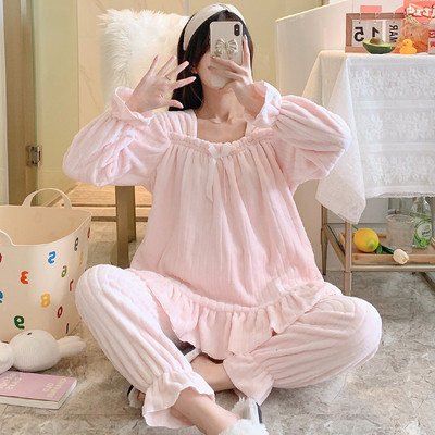 Дамска пижама от две части-различни модели