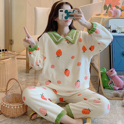 Дамска пижама от две части-различни модели