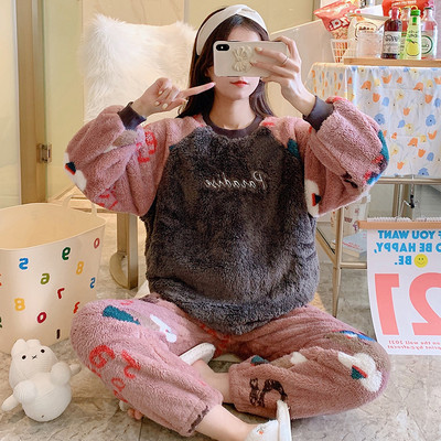 Дамска пижама от две части-различни модели