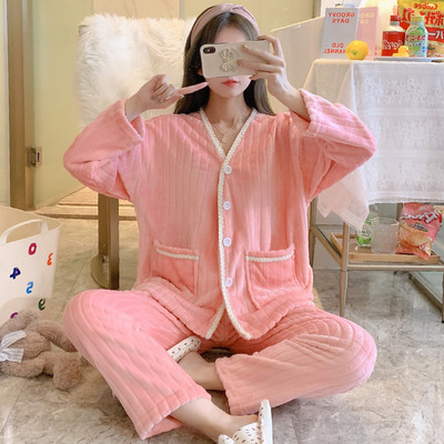 Дамска пижама от две части-различни модели