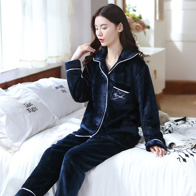 Ženska donja pidžama s dvodijelnim gumbima