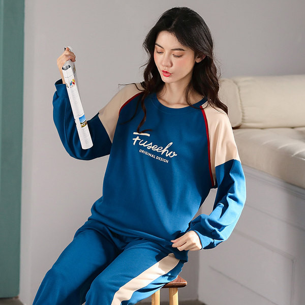 Ženska pidžama iz dva dijela bluza dugih rukava i hlača