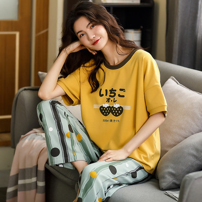 Ženska pidžama iz dva dijela sa kratkim rukavima i dužinom hlača 9/10