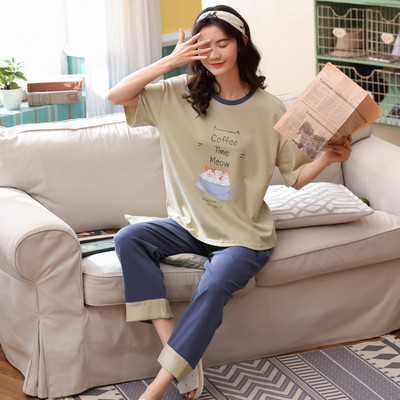 Ženska pidžama iz dva dijela sa kratkim rukavima i dužinom hlača 9/10