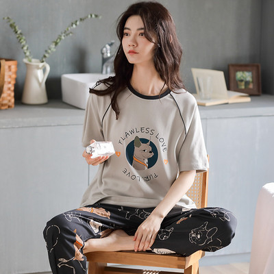 Ženska pidžama iz dva dijela sa kratkim rukavima i dužinom hlača 9/10