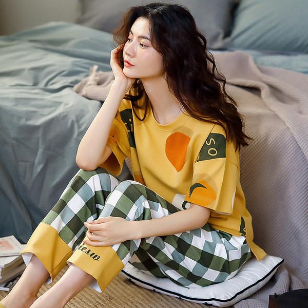 Ženska pidžama iz dva dijela sa kratkim rukavima i dužinom hlača 9/10