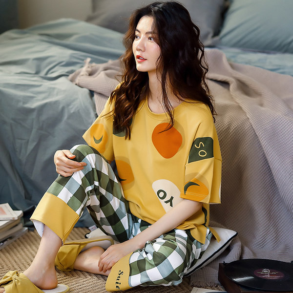 Ženska pidžama iz dva dijela sa kratkim rukavima i dužinom hlača 9/10