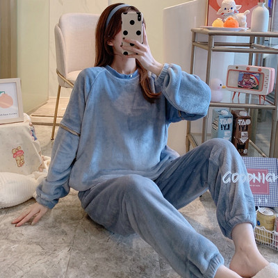 Ženska zimska pidžama iz dva dijela