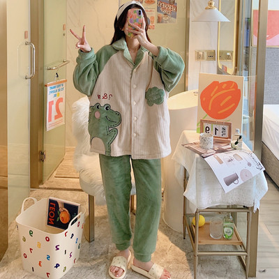 Ženska zimska pidžama iz dva dijela