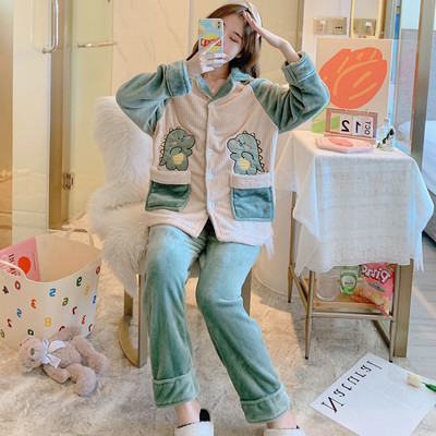 Ženska zimska pidžama iz dva dijela