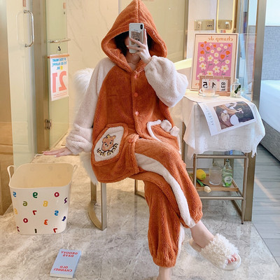 Ženska zimska pidžama iz dva dijela