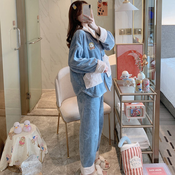 Ženska zimska pidžama iz dva dijela