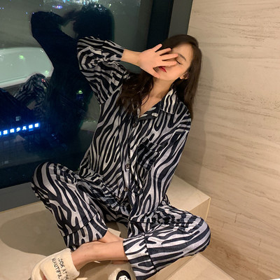 Ženska baršunasta pidžama - dva modela