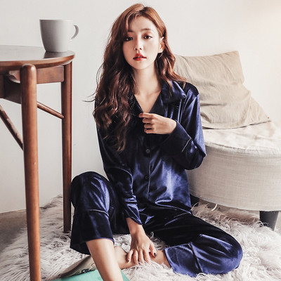 Ženska baršunasta pidžama - dva modela