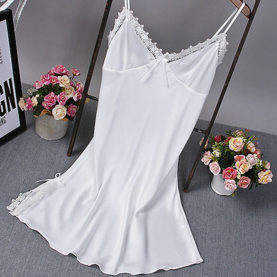 Ženska spavaćica na tanke naramenice