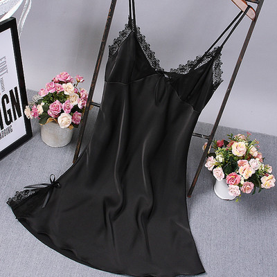 Ženska spavaćica na tanke naramenice