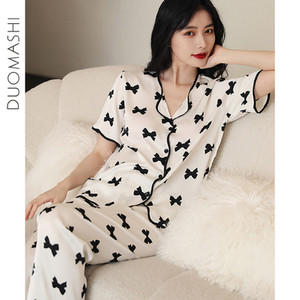 Γυναικείες πιτζάμες σε δύο μέρη - τρία μοντέλα