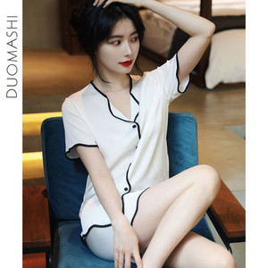 Γυναικείες πιτζάμες σε δύο μέρη - τρία μοντέλα