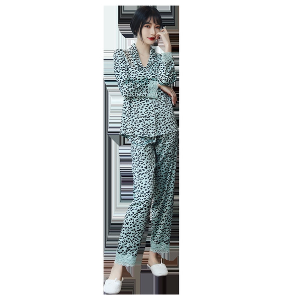 Komplet ženskih pidžama iz dva dijela - više modela