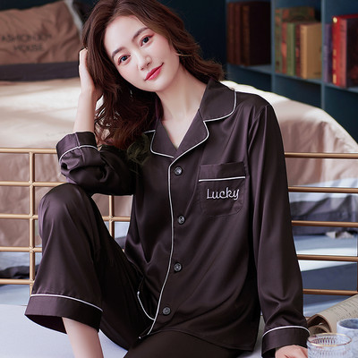 Пролетно-есенна сатенена пижама с цветен десен 