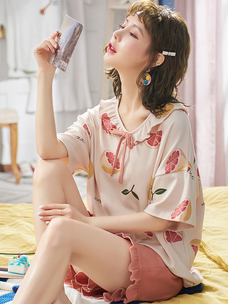 Дамска пижама от две части - различни модели