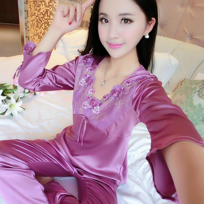 Ženske satenske pidžame sa čipkom - različiti modeli