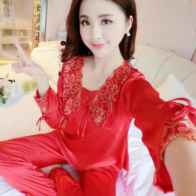 Ženske satenske pidžame sa čipkom - različiti modeli