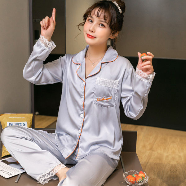 Novi model ženske satenske pidžame iz dva dijela