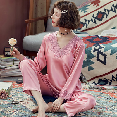 Ženska pidžama iz dva dijela sa čipkom - više modela