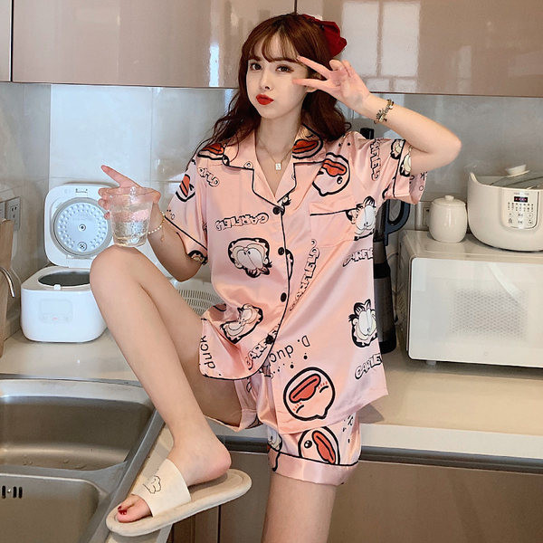 Šarena ženska pidžama s kratkim rukavima i kratkim hlačicama