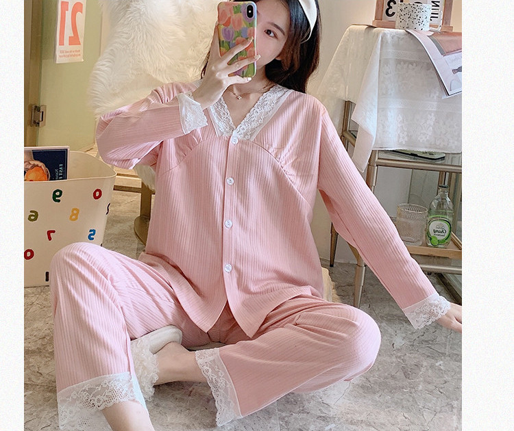 Ženska pidžama duga dvodijelni model sa čipkom