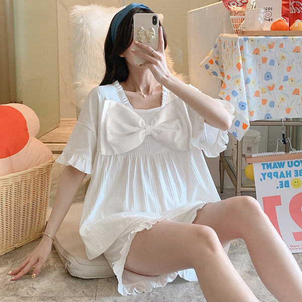 Pamučna ljetna pidžama iz dva dijela - kratkih rukava i kratke hlačice