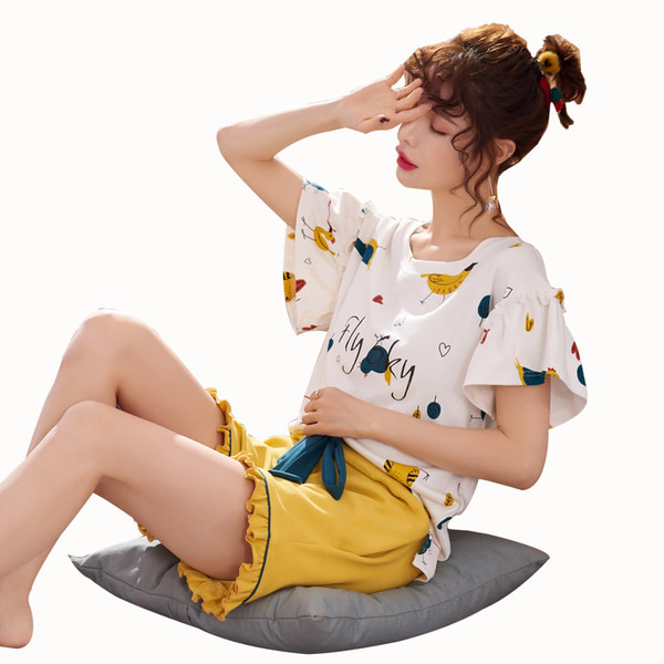 Pamučna ljetna pidžama iz dva dijela - kratkih rukava i kratke hlačice