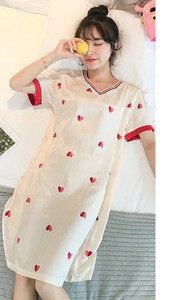 Ženska ljetna spavaćica više boja i kopčanje na gumbe