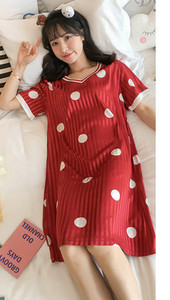 Ženska ljetna spavaćica više boja i kopčanje na gumbe