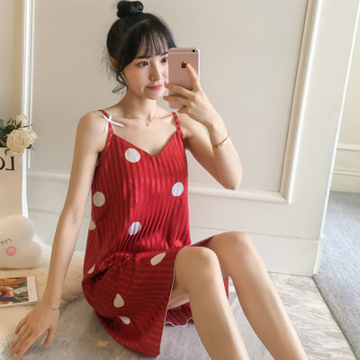 Ženska spavaćica na tanku naramenicu - više modela