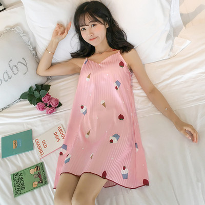 Ženska spavaćica na tanku naramenicu - više modela