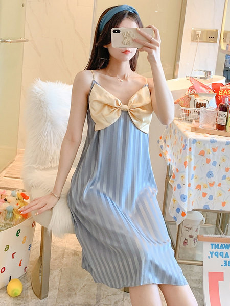 Ženska moderna spavaćica široki model sa trakom