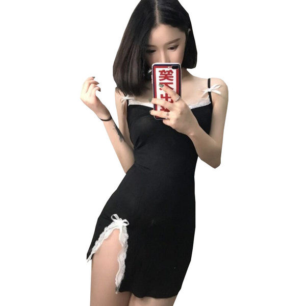 Ženska kratka spavaćica sa čipkom