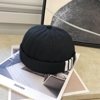 Ležerna muška kapa sa vezom - više boja