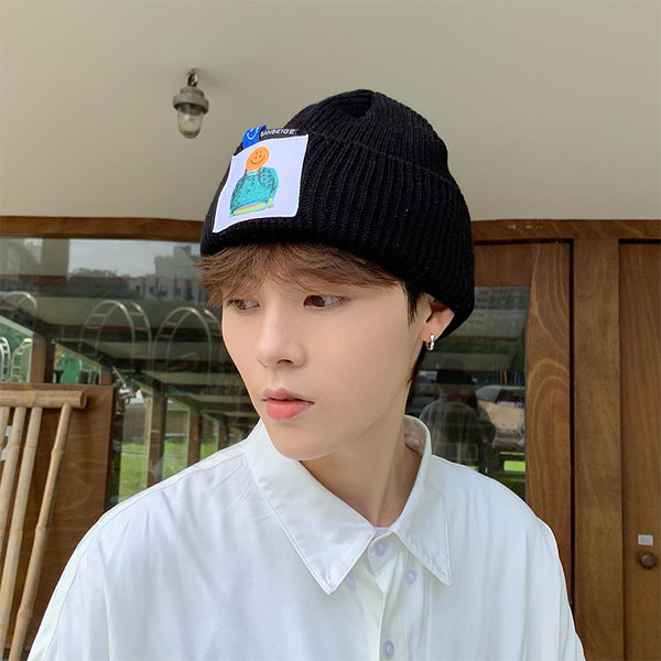 Zimska pletena kapa sa grbom