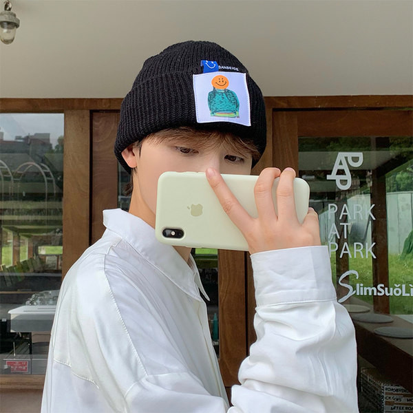 Zimska pletena kapa sa grbom